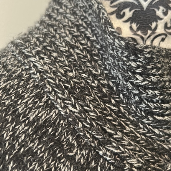 NWOT. Faux turtleneck long sleeve sweater in black and white heathered pattern. - Picture 7 of 11